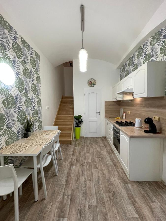 Wenceslas Square Two-Floor Apartment Prag Exterior foto